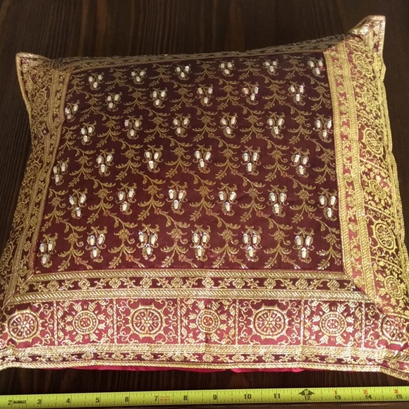 FINAL SALE PRICE Pier 1 Beaded Gold & Brown Accent Pillow - Picture 2 of 7